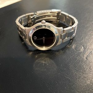 Classic Movado Womens Defio Collection